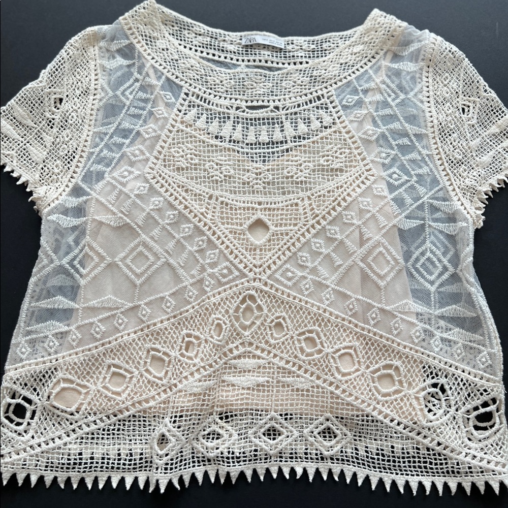 Zara Ivory cropped lace blouse Top Size S lined